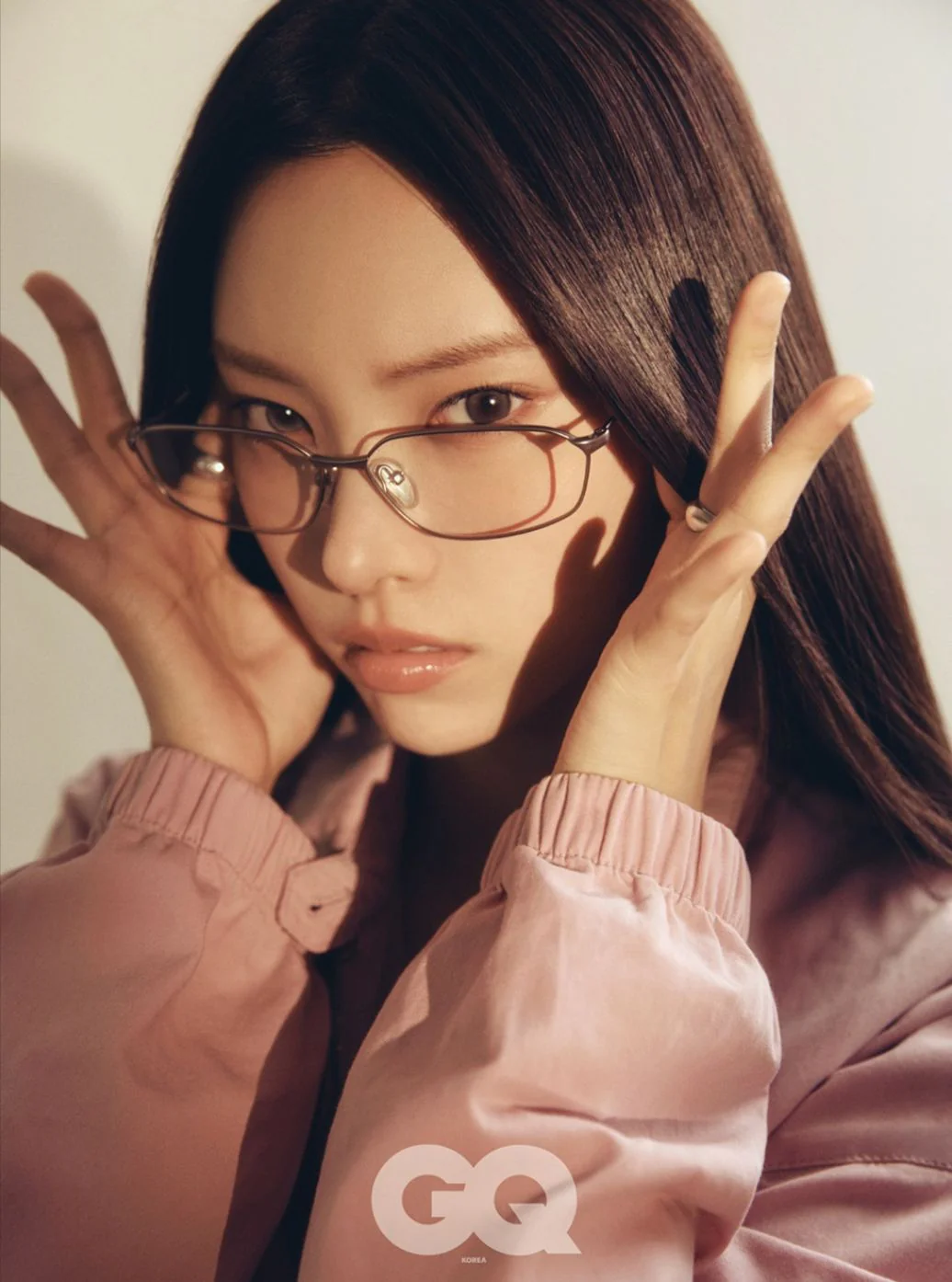 JISOO (BLACKPINK) - GQ (NOVEMBER 2025) - Image 6