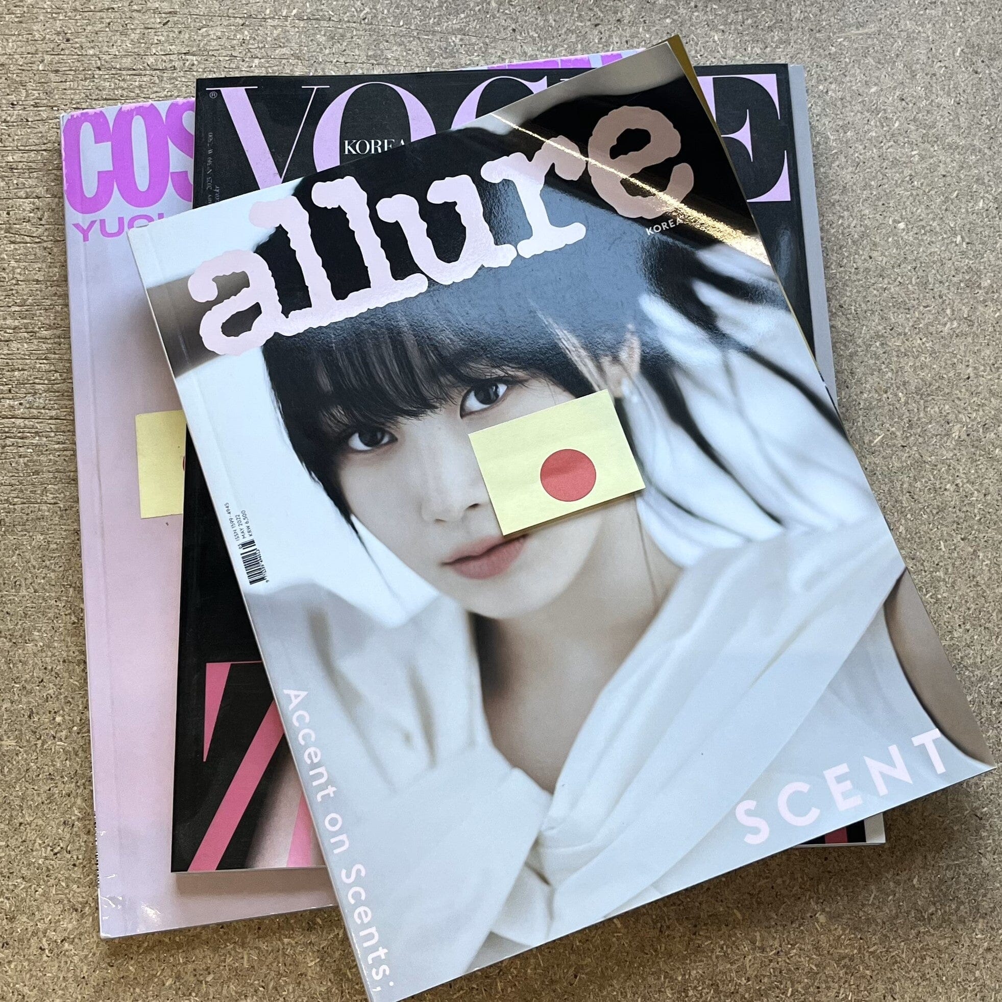 K-Pop Mystery Damaged Product - Image 8